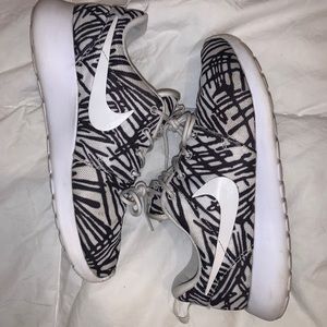 Women’s Nike Roshe